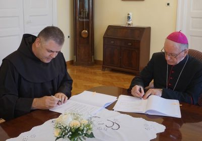 Potpisan Sporazum o predaji župe sv. Josipa u Đurđenovcu na upravu Požeškoj biskupiji