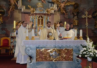 Slavonski Brod: Proslavljen blagdan sv. Franje u franjevačkoj crkvi