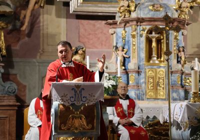 Devetnica Gospi Lurdskoj u Slavonskom Brodu