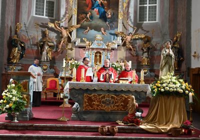 Devetnica Gospi Lurdskoj u Slavonskom Brodu