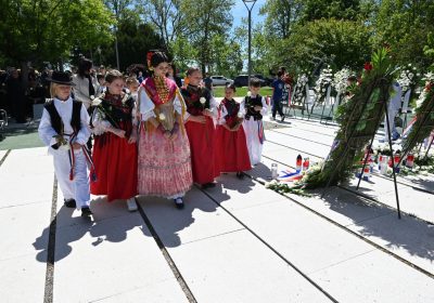 Slavonski Brod: Dan sjećanja na ubijenu i stradalu djecu u Domovinskom ratu