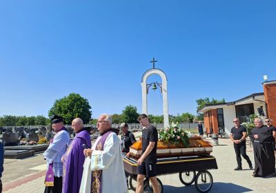 Sprovod Kate Gotvald, majke fra Roberta Perišića