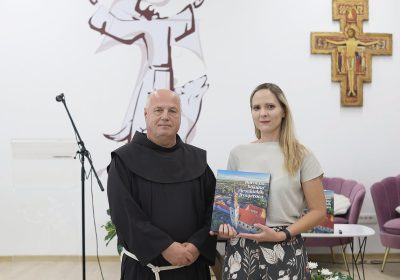 Predstavljena monografija o baroknoj baštini virovitičkih franjevaca